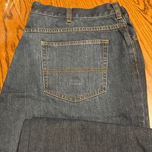 Mens Duluth Trading 40x32 dark indigo jeans. Straight style. NWOT